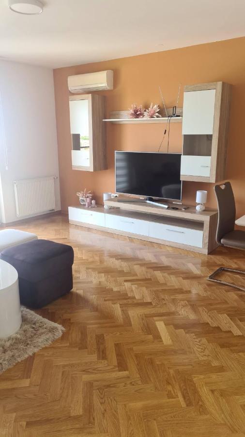 Apartmani Marcetic Slavonski Brod Eksteriør bilde